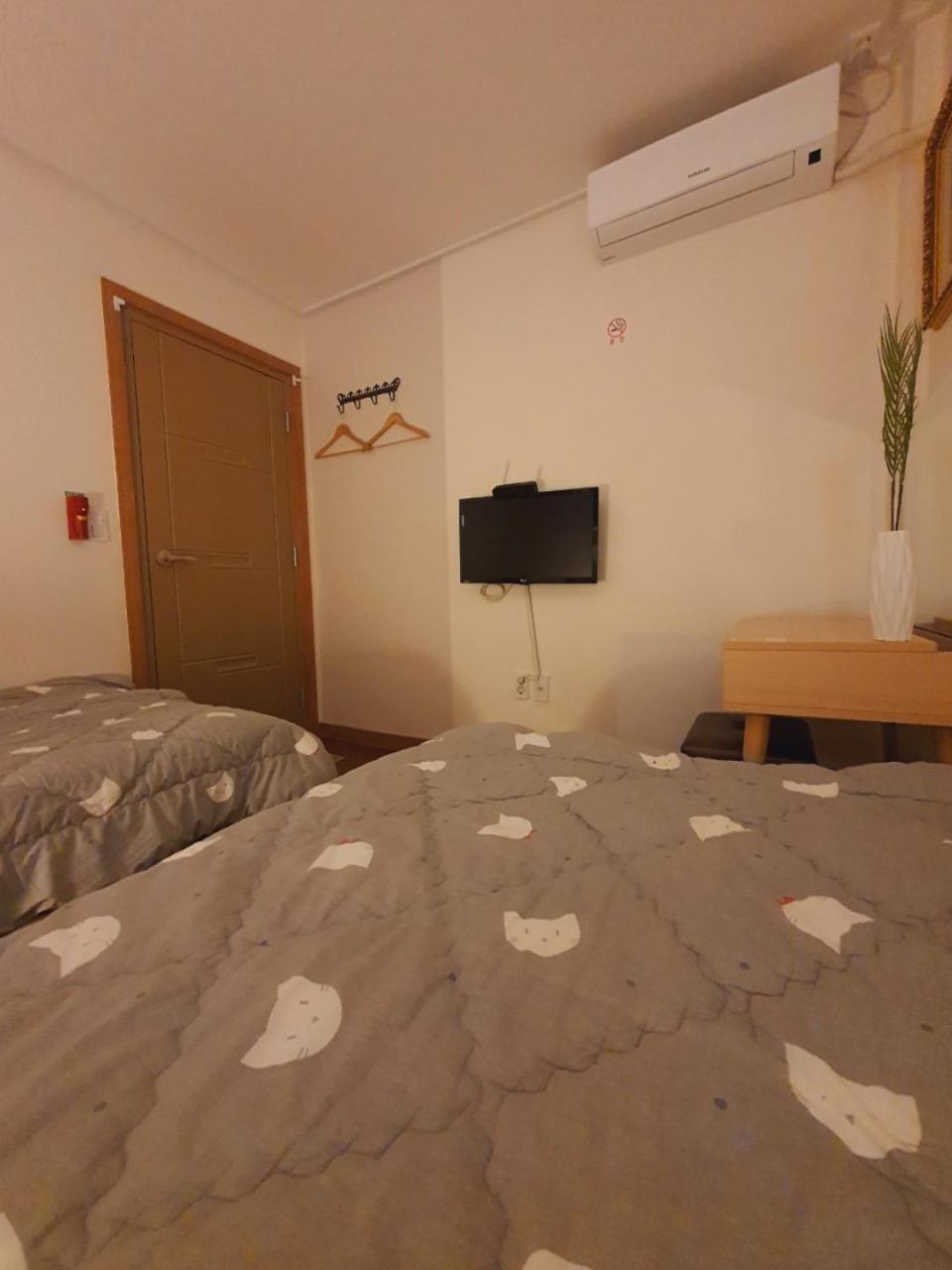 Rgb Guesthouse Jeonju Ngoại thất bức ảnh