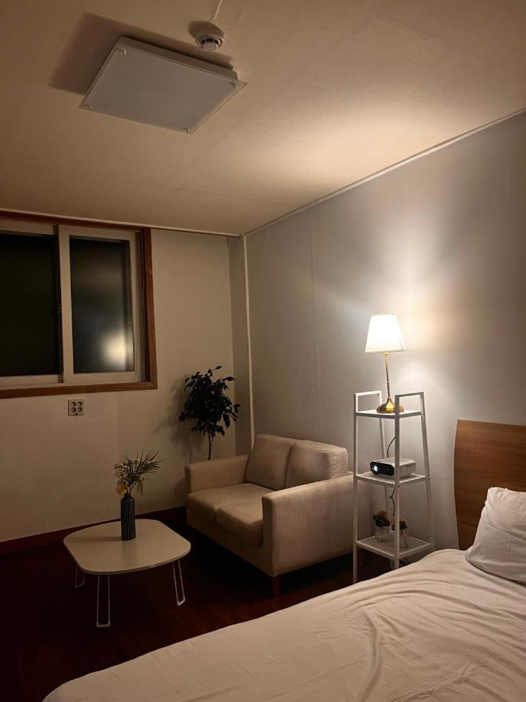 Rgb Guesthouse Jeonju Ngoại thất bức ảnh